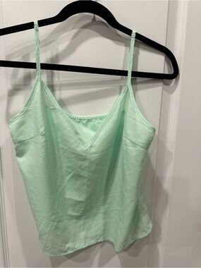 Anewsta Light Mint Green V-Neck Satin Cami Top Small